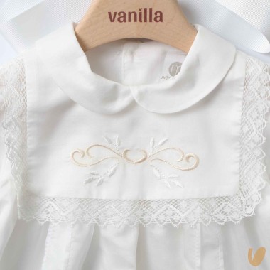 Pagliaccetto e cuffia elegante Battesimo