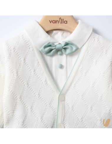 Elegant linen and wire complete