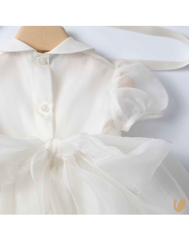 Dress and headphone in silk and roses