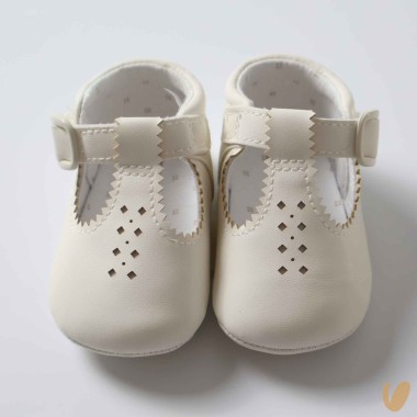 Scarpine occhielli                     Culla LUI 15/20