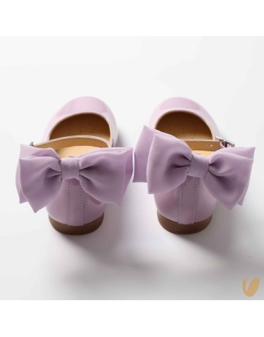 Ballerina in paint with bow