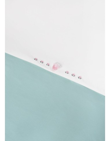 Cover embroidery flowers