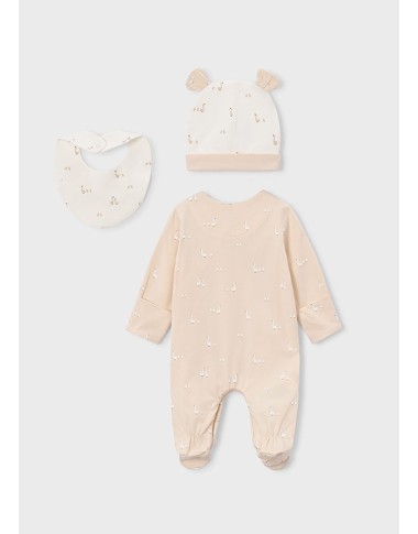 Set up hat and bavetta