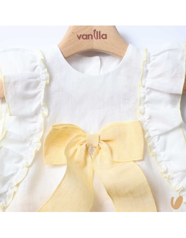 Complete in pure flake linen