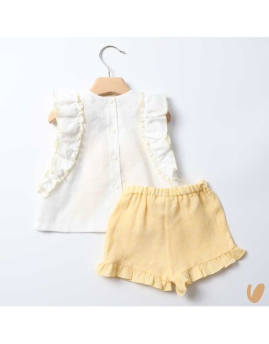 Complete in pure flake linen