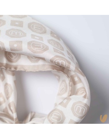 Foulard in seta orlato a mano Sciarpa e Scaldacollo