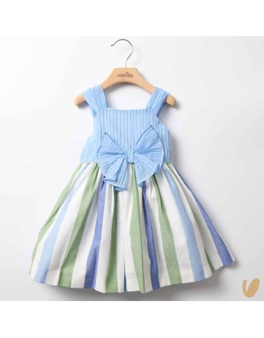 Lines dress with bow
