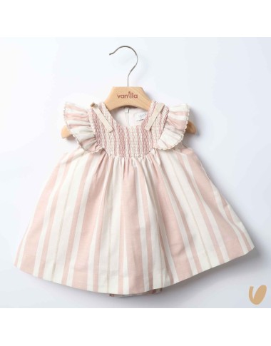 Mini dress lines and bee nest