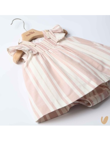 Mini dress lines and bee nest