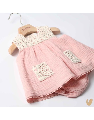 Mini muslin dress and crochet