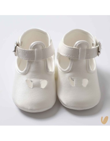 Eyelet shoes in mikado