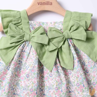 Abito fiorellini e fiocchi Abito e Tute