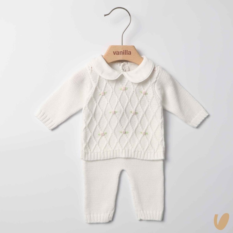 Completo in filo roselline ricamate a mano Set Nascita e Uscita Clinica