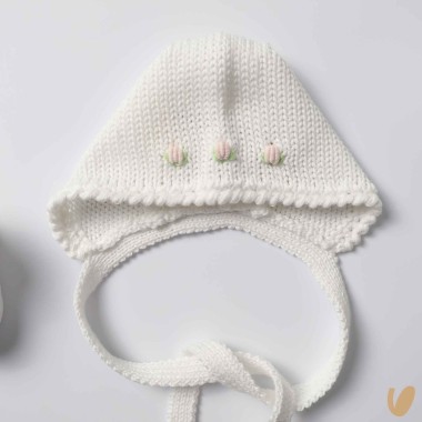 Scarpette e cuffia roselline ricamate a mano Cappello e Guanti