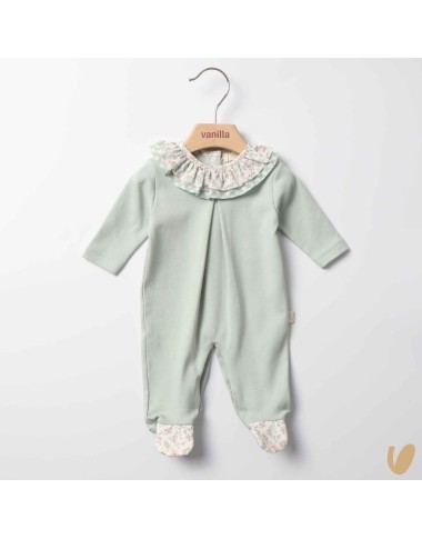 Vichy cotton suit and flowers