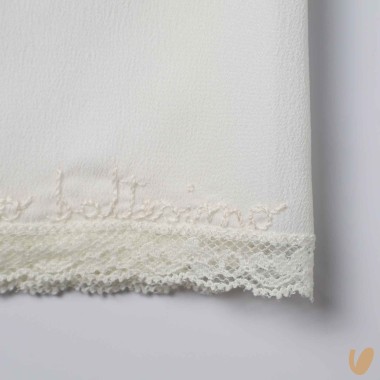 Mussola seta Battesimale ricamata a mano Mussole e Bavette