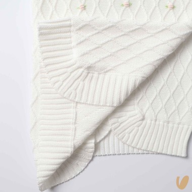 Coperta filo roselline ricamate a mano Coperta e Lenzuola