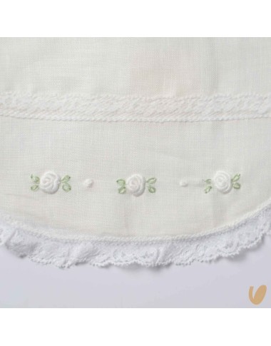 Linen bavetta and Valencienne Roselline