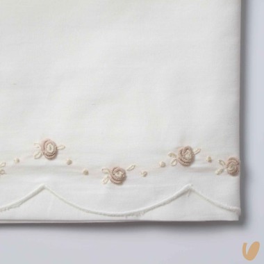 Set lenzuolo roselline punto vapore ricamate a mano Coperta e Lenzuola
