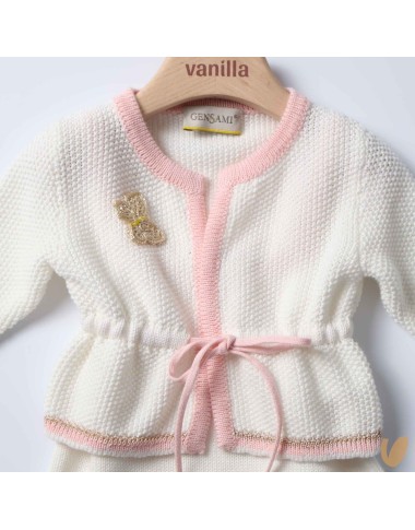 Complete birth butterflies in cotton thread