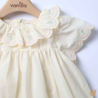 Abito cotone e sangallo Abito e Tute