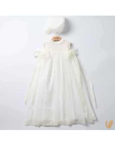 Long dress with smock point headphone