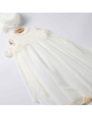 Long dress with smock point headphone