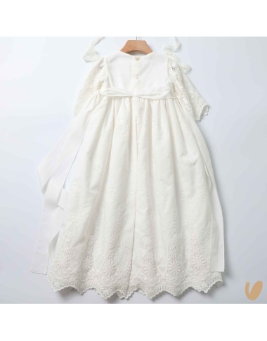 Long dress with smock point headphone