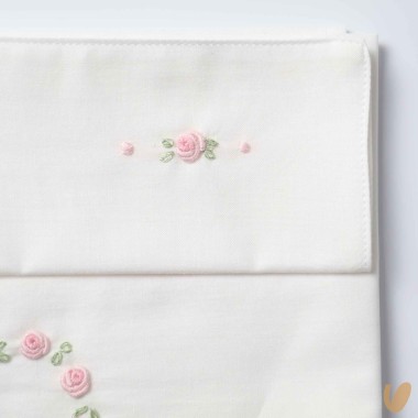Set lenzuolo cuore di roselline ricamate a mano Coperta e Lenzuola
