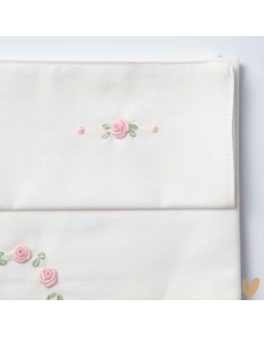 Heart sheet set of roses embroidered by hand