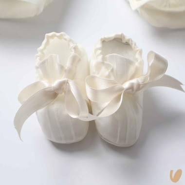 Completo battesimale in pura seta Battesimo