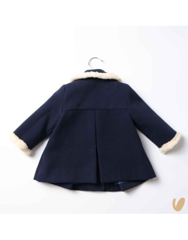 Coat with eco-maker