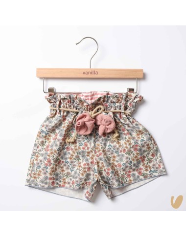 Short flowers with belt