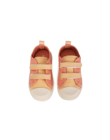 Canvas shoes with Velcro