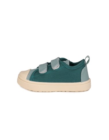 Canvas shoes with Velcro