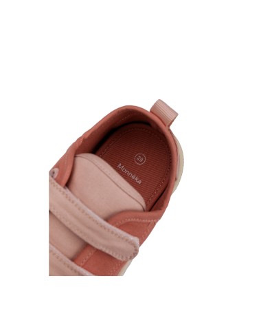 Canvas shoes with Velcro