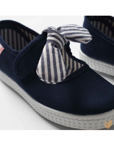 Ballerina bow in canvas