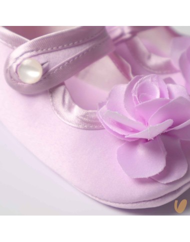 Elegant flower shoe