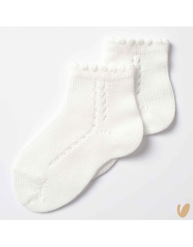 Short perforated side sock thread