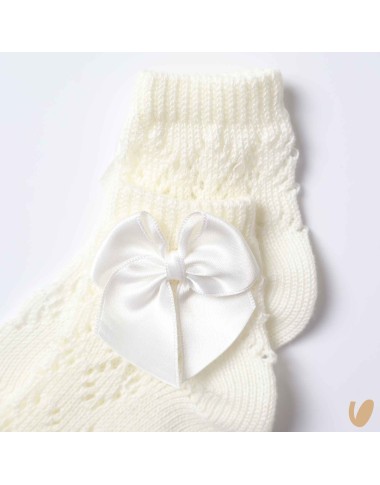 Short perforated sock with satin bow