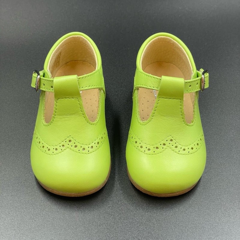 Scarpa Occhielli coda di rondine Scarpe