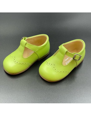 Scarpa Occhielli coda di rondine Scarpe