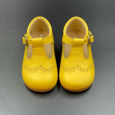 Scarpa Occhielli coda di rondine Scarpe