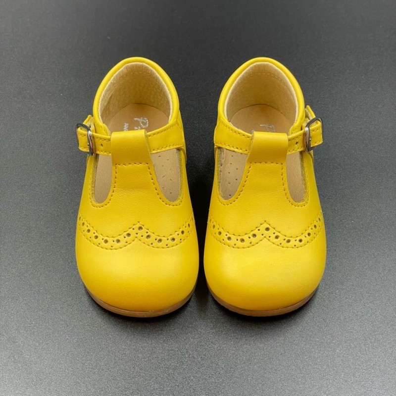 Scarpa Occhielli coda di rondine Scarpe