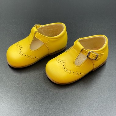 Scarpa Occhielli coda di rondine Scarpe