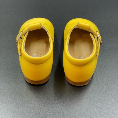 Scarpa Occhielli coda di rondine Scarpe