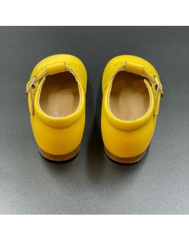 Scarpa Occhielli coda di rondine Scarpe